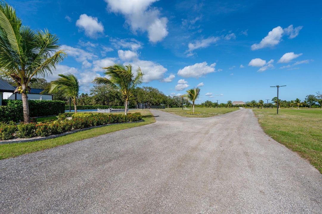 58-web-or-mls-A7406729