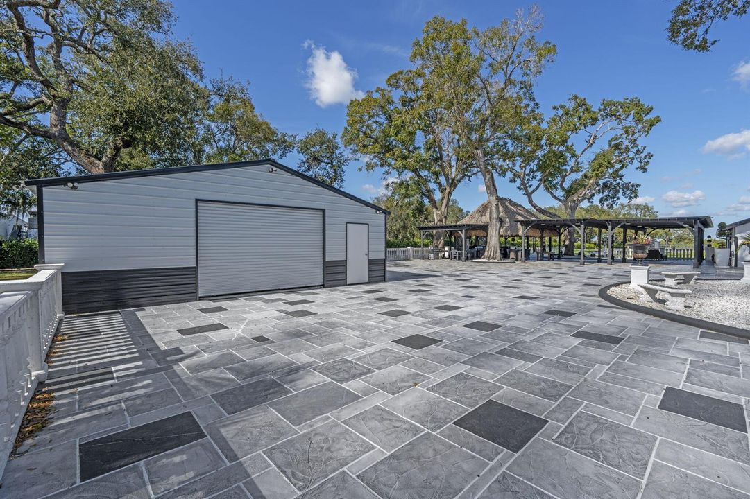 53-web-or-mls-A7406808