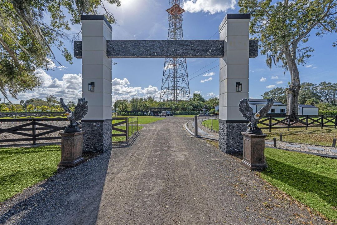 21-web-or-mls-A7406815