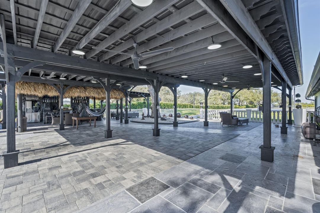 40-web-or-mls-A7406783