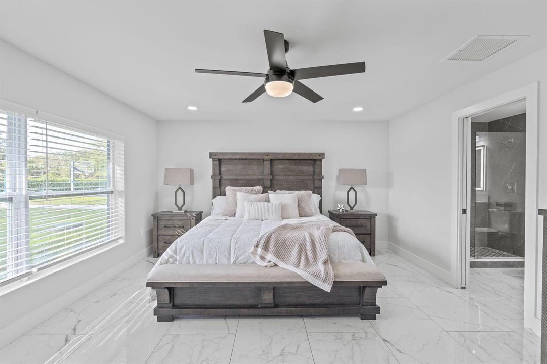 98-web-or-mls-A7406917