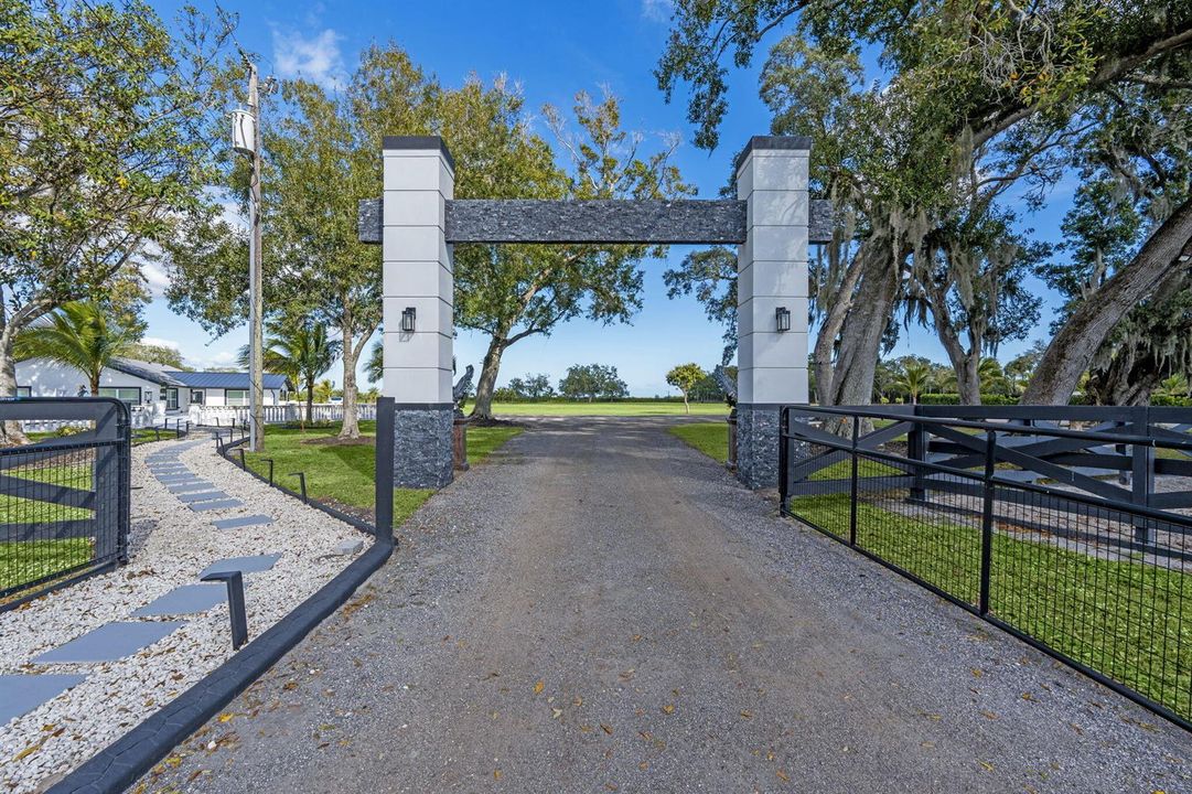 23-web-or-mls-A7406724