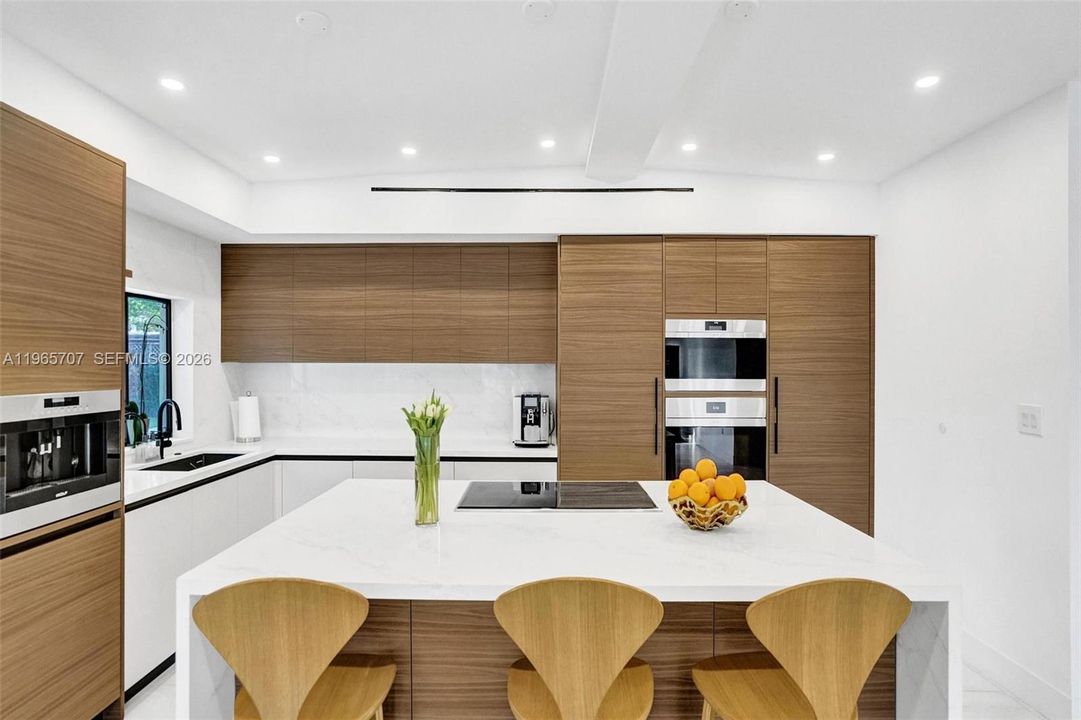 Active With Contract: $1,650,000 (5 beds, 3 baths, 2270 Square Feet)