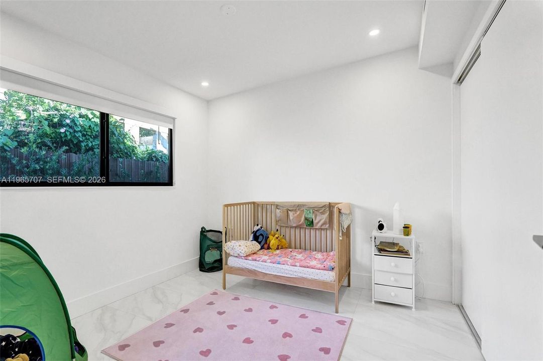 Active With Contract: $1,650,000 (5 beds, 3 baths, 2270 Square Feet)