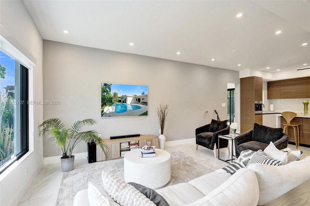Active With Contract: $1,650,000 (5 beds, 3 baths, 2270 Square Feet)