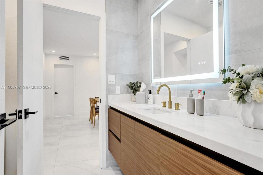 Active With Contract: $1,650,000 (5 beds, 3 baths, 2270 Square Feet)