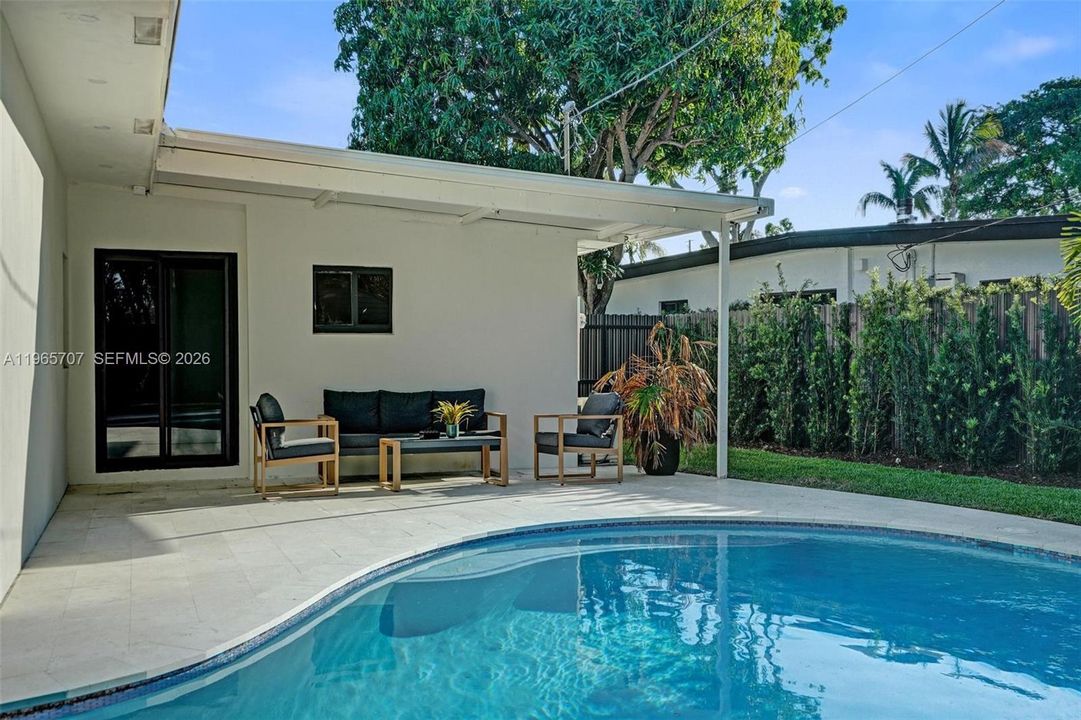 Active With Contract: $1,650,000 (5 beds, 3 baths, 2270 Square Feet)