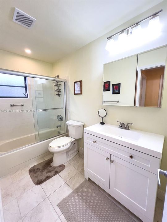For Sale: $260,000 (2 beds, 2 baths, 1400 Square Feet)