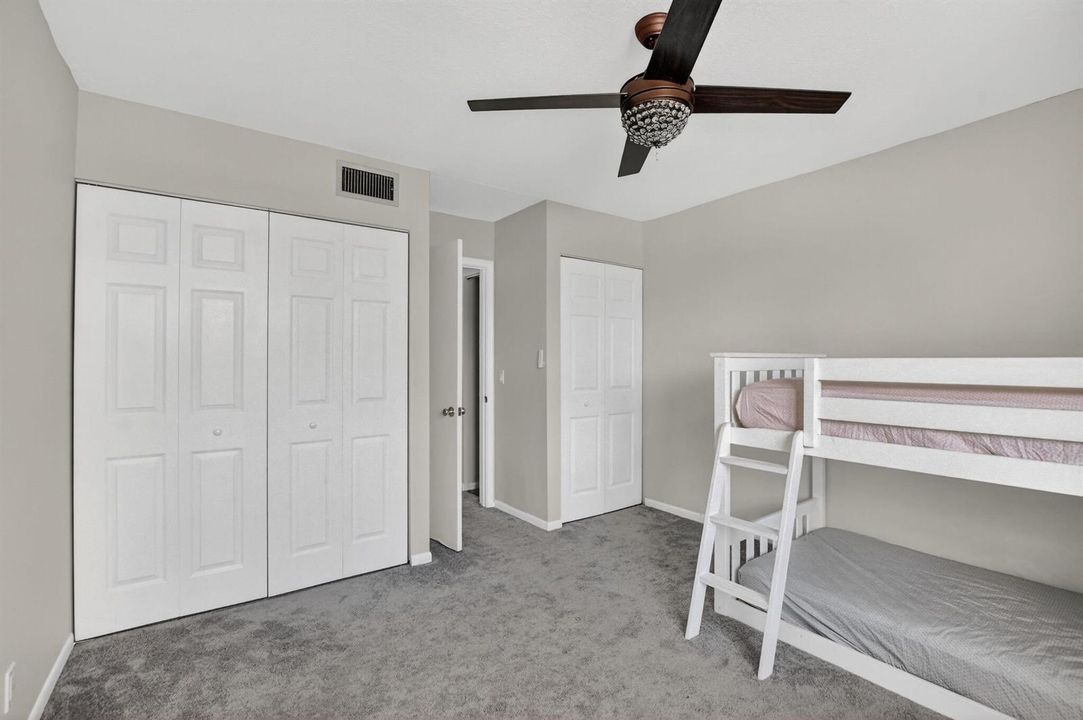 Guest bedroom