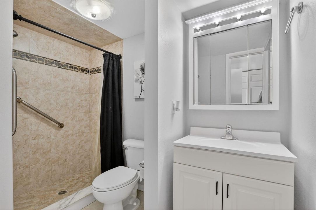 Primary bath