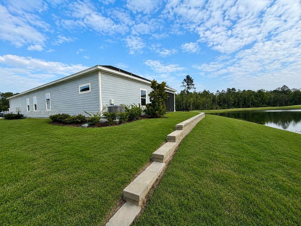 For Sale: $598,000 (4 beds, 2 baths, 2300 Square Feet)