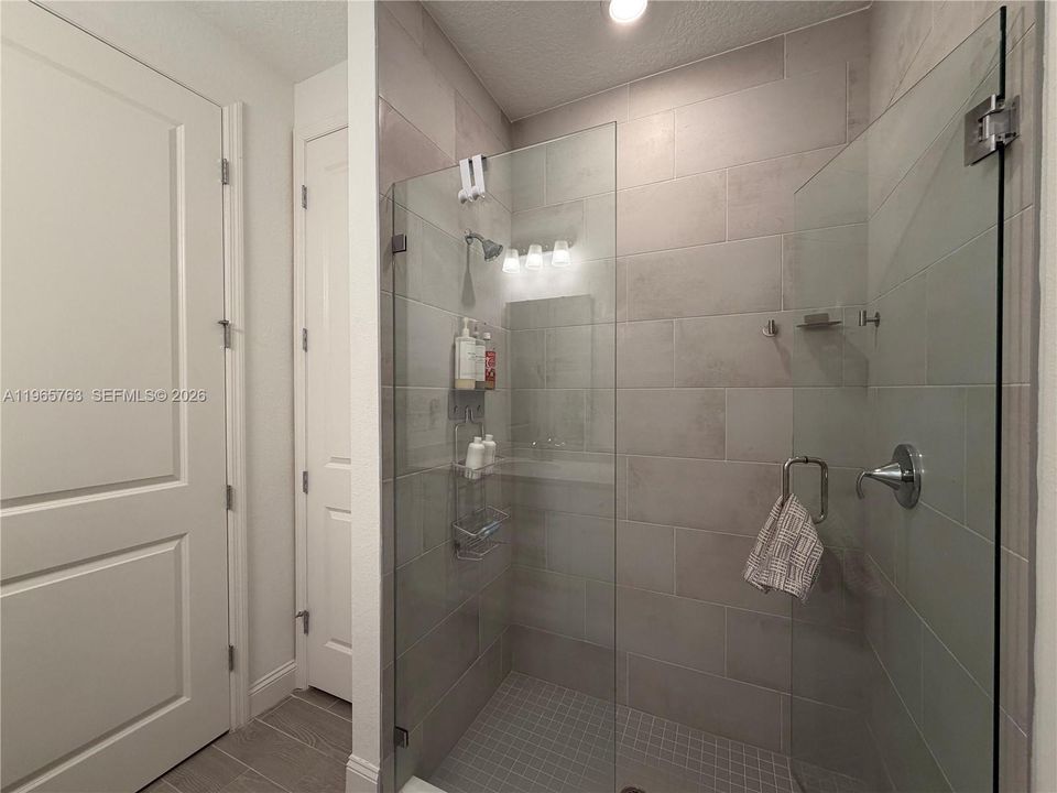 For Sale: $598,000 (4 beds, 2 baths, 2300 Square Feet)