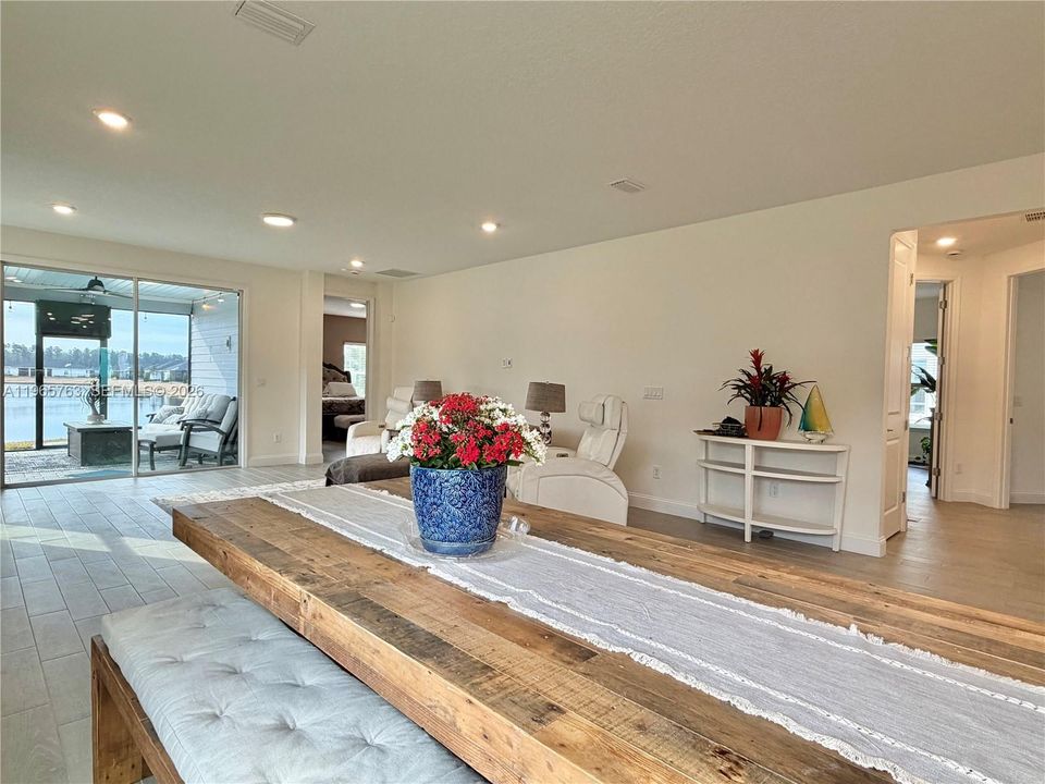 For Sale: $598,000 (4 beds, 2 baths, 2300 Square Feet)