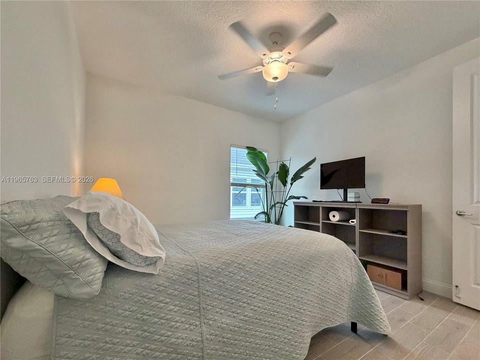 For Sale: $598,000 (4 beds, 2 baths, 2300 Square Feet)