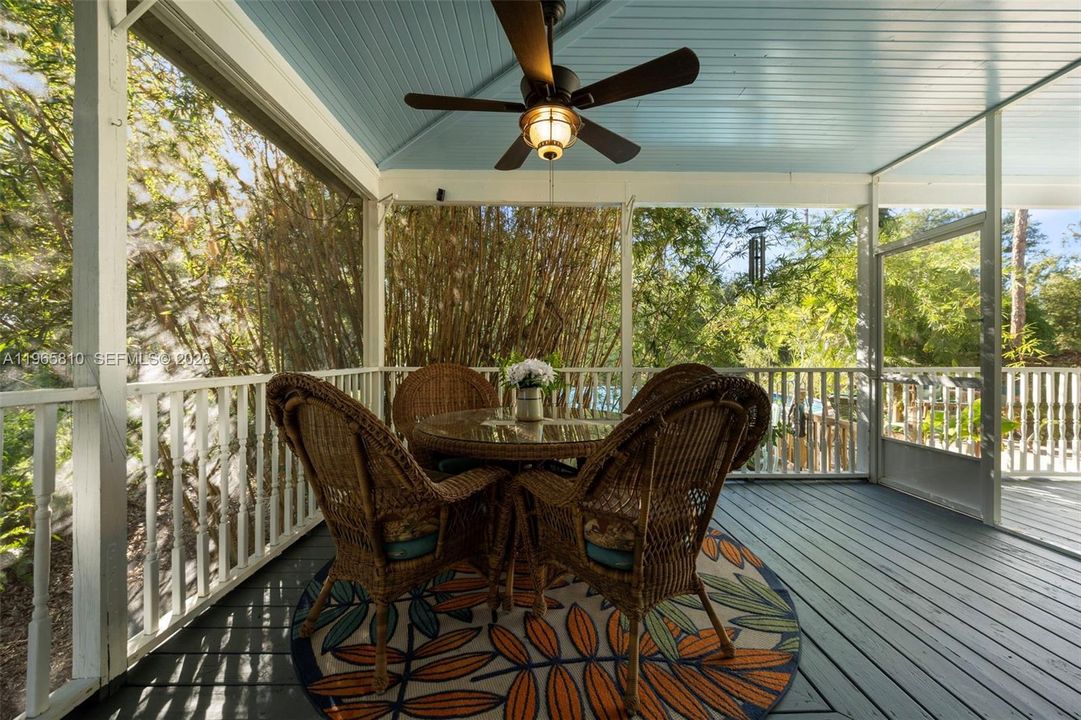 Recently Sold: $988,910 (4 beds, 3 baths, 3499 Square Feet)