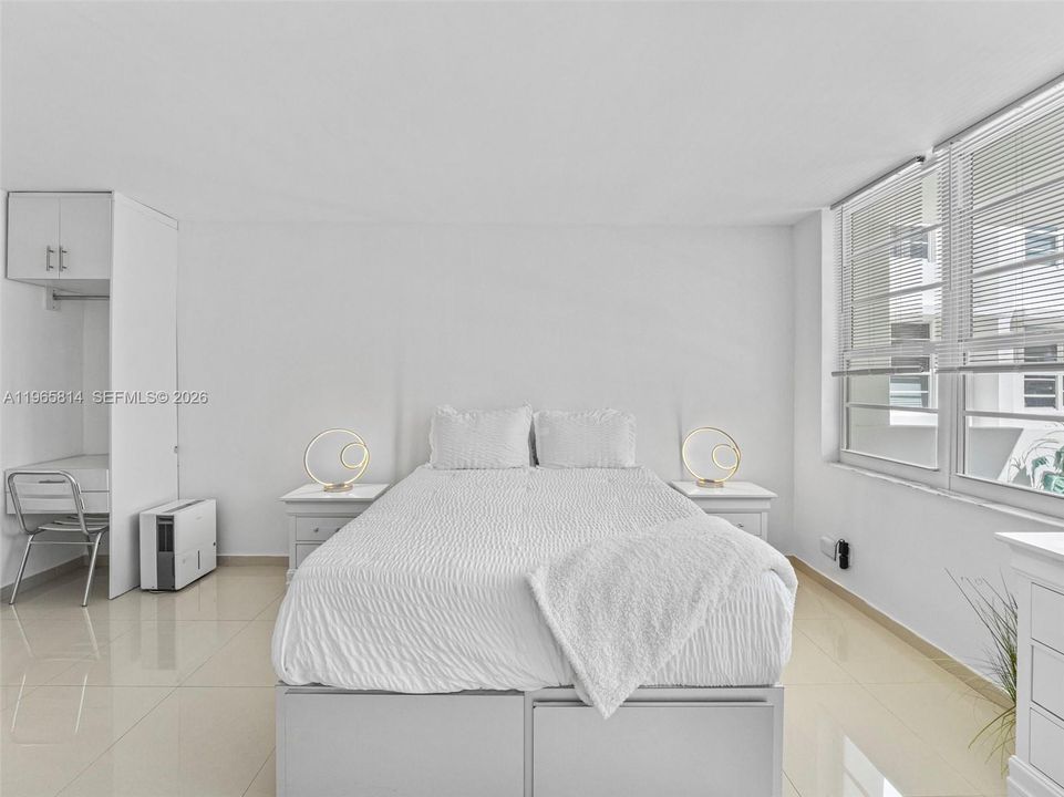 For Sale: $494,000 (0 beds, 1 baths, 520 Square Feet)