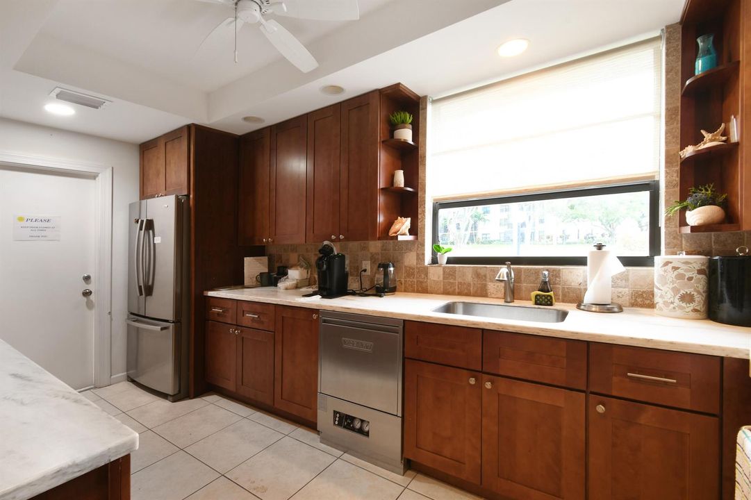 Community Kitchen