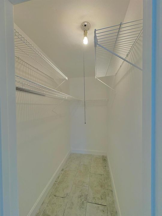 walk-in closet