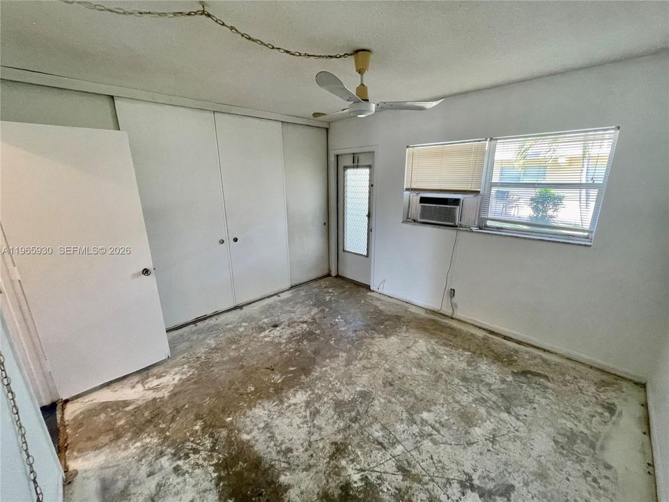 2081 NE 56 st Unit 101 Ft Lauderdale - 2 miles from Lauderdale By the Sea Beach