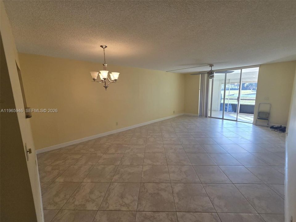 En Venta: $99,000 (1 camas, 2 baños, 912 Pies cuadrados)