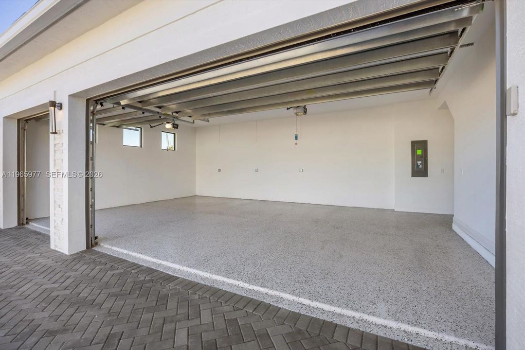 En Venta: $775,000 (3 camas, 4 baños, 2496 Pies cuadrados)