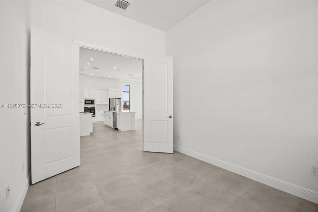 En Venta: $775,000 (3 camas, 4 baños, 2496 Pies cuadrados)