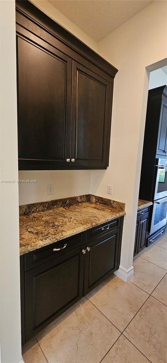 Недавно арендовано: $9,000 (5 спален, 5 ванн, 3932 Квадратных фут)