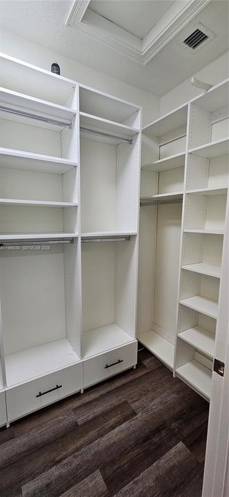 Недавно арендовано: $9,000 (5 спален, 5 ванн, 3932 Квадратных фут)
