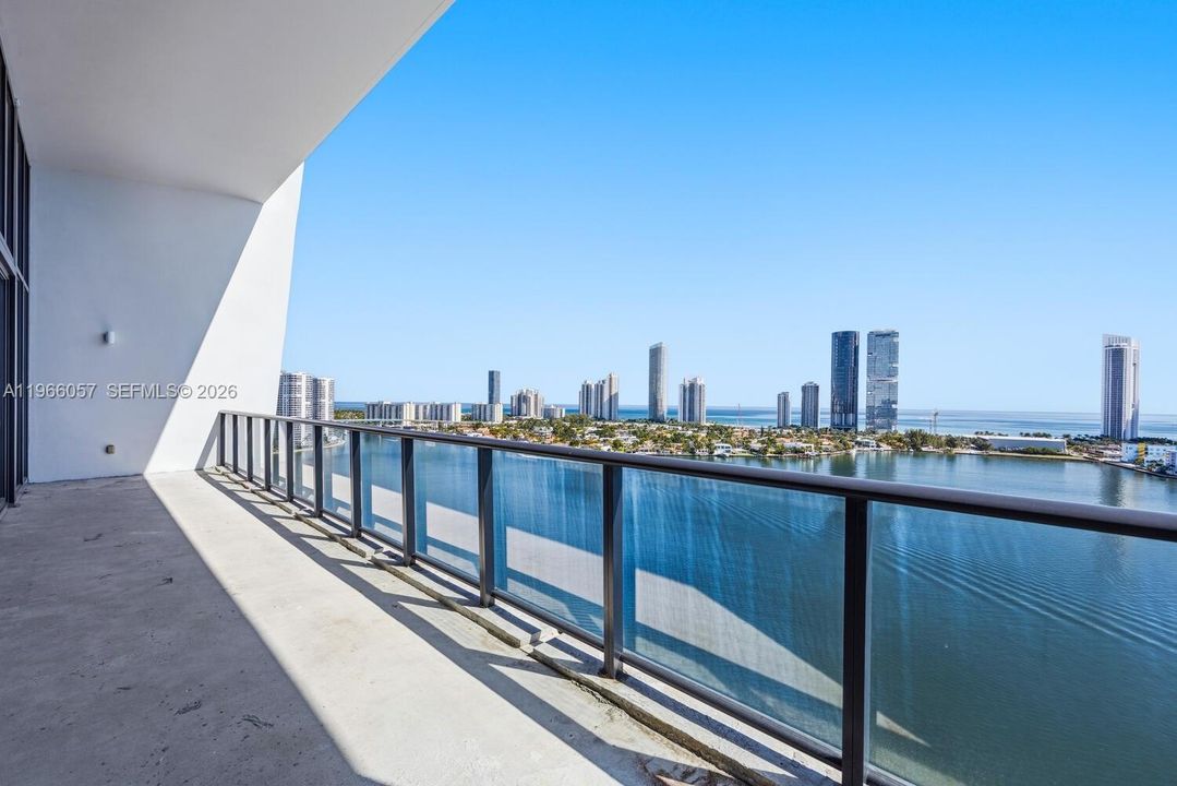 На продажу: $5,630,000 (5 спален, 6 ванн, 4417 Квадратных фут)