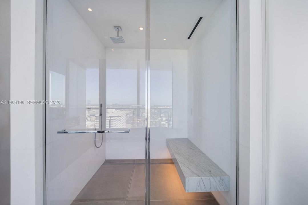 На продажу: $3,900,000 (3 спален, 3 ванн, 2545 Квадратных фут)