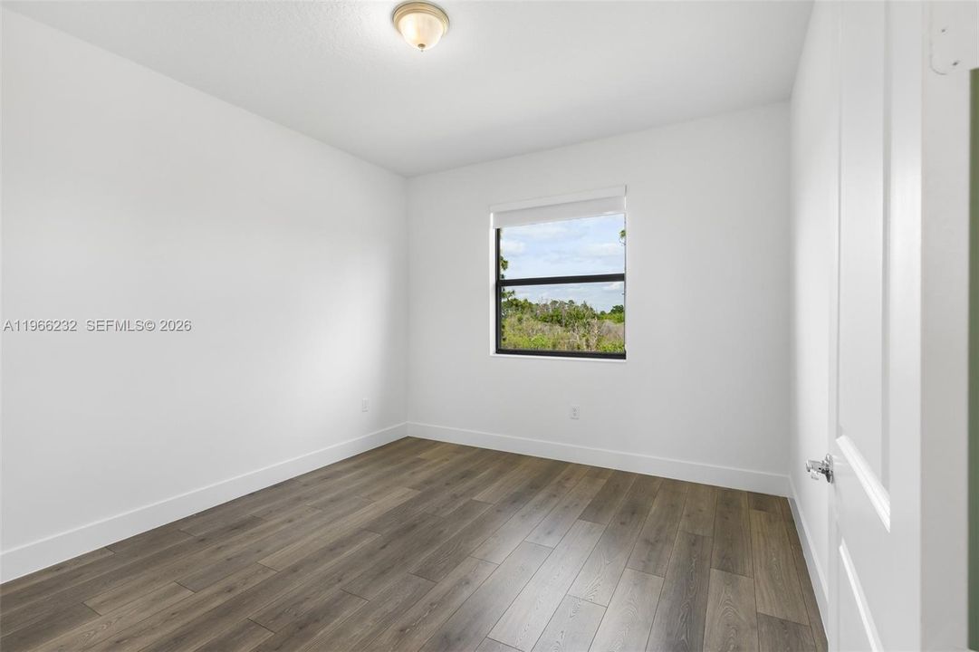 En Venta: $400,000 (3 camas, 2 baños, 1921 Pies cuadrados)
