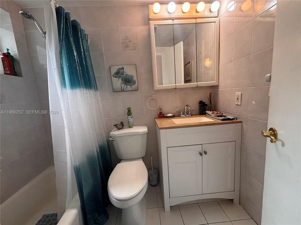 En Venta: $62,000 (1 camas, 1 baños, 688 Pies cuadrados)