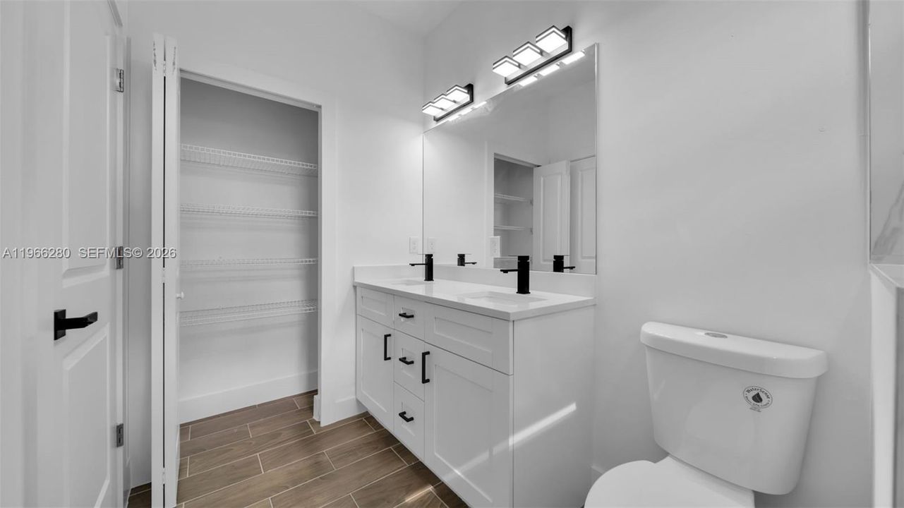 Recently Rented: $1,800 (3 beds, 2 baths, 0 Square Feet)