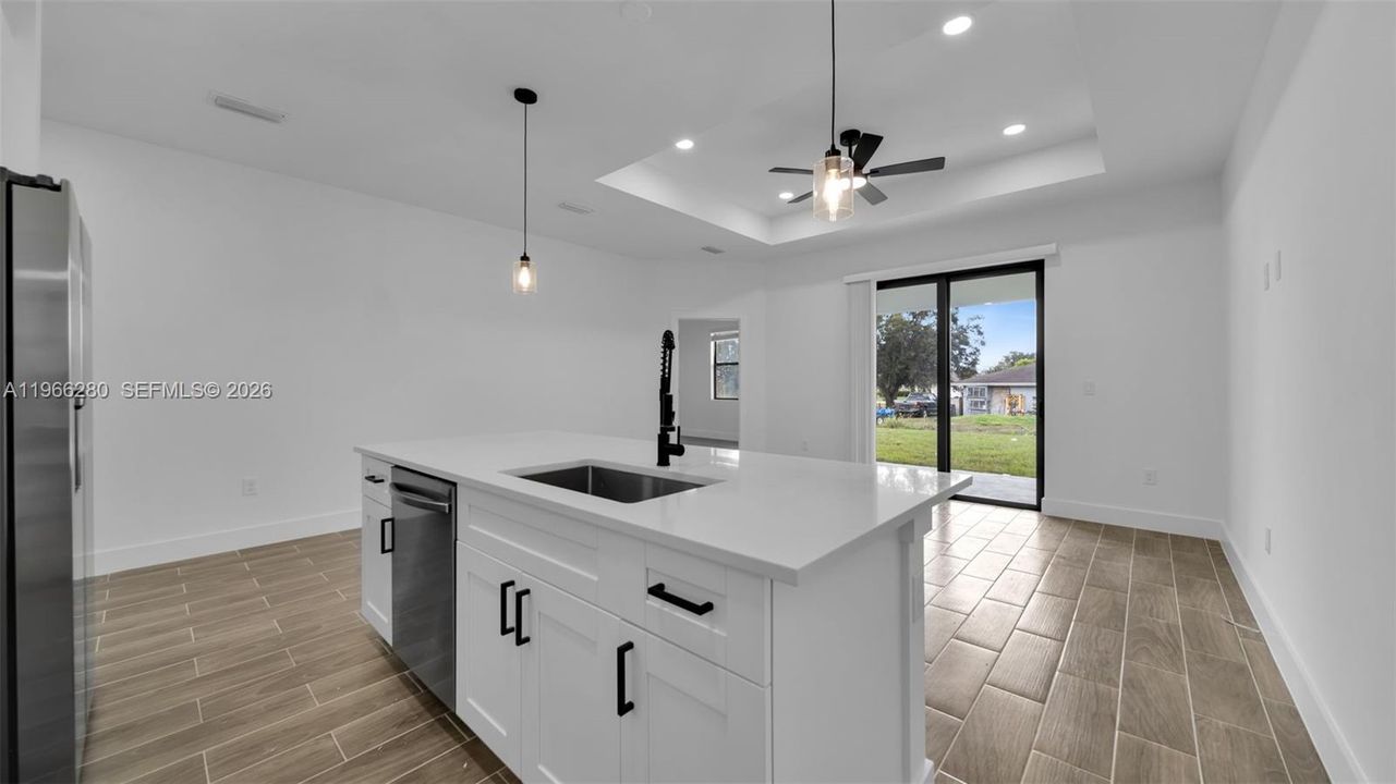 Recently Rented: $1,800 (3 beds, 2 baths, 0 Square Feet)