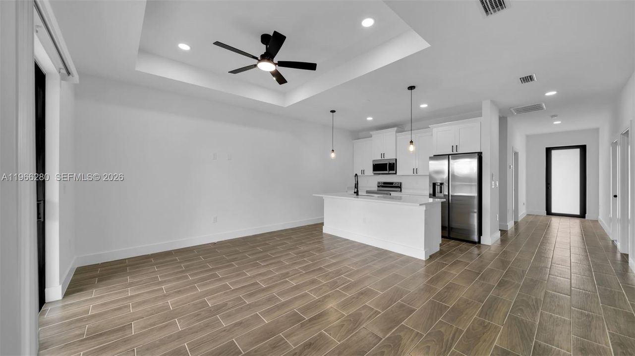 Recently Rented: $1,800 (3 beds, 2 baths, 0 Square Feet)