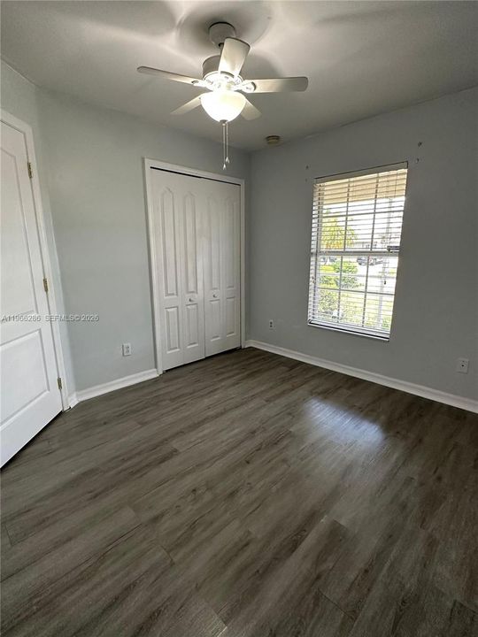 For Rent: $2,100 (3 beds, 2 baths, 1408 Square Feet)