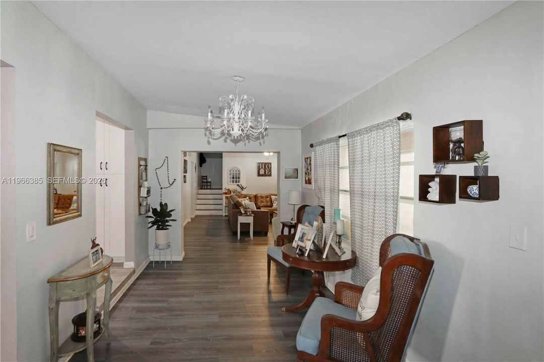 For Sale: $949,000 (5 beds, 3 baths, 3146 Square Feet)