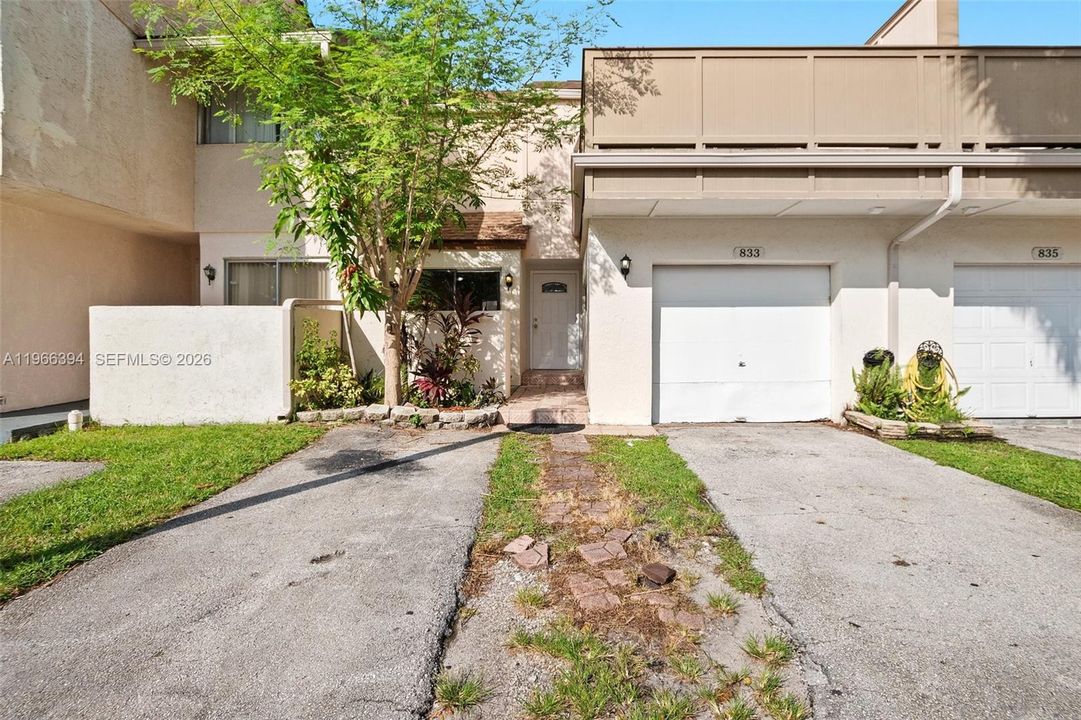 En Venta: $220,000 (3 camas, 2 baños, 1770 Pies cuadrados)