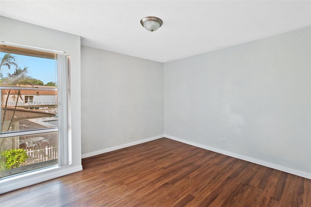 En Venta: $220,000 (3 camas, 2 baños, 1770 Pies cuadrados)