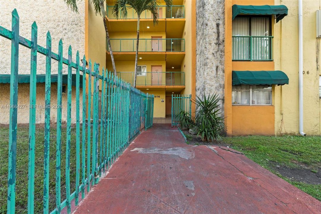 En Venta: $210,000 (2 camas, 1 baños, 770 Pies cuadrados)