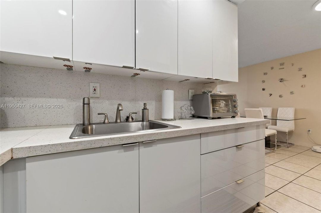 En Venta: $210,000 (2 camas, 1 baños, 770 Pies cuadrados)