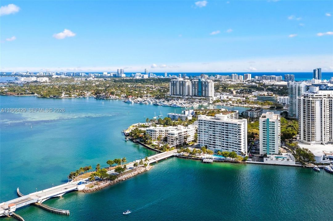 For Sale: $390,000 (0 beds, 1 baths, 544 Square Feet)