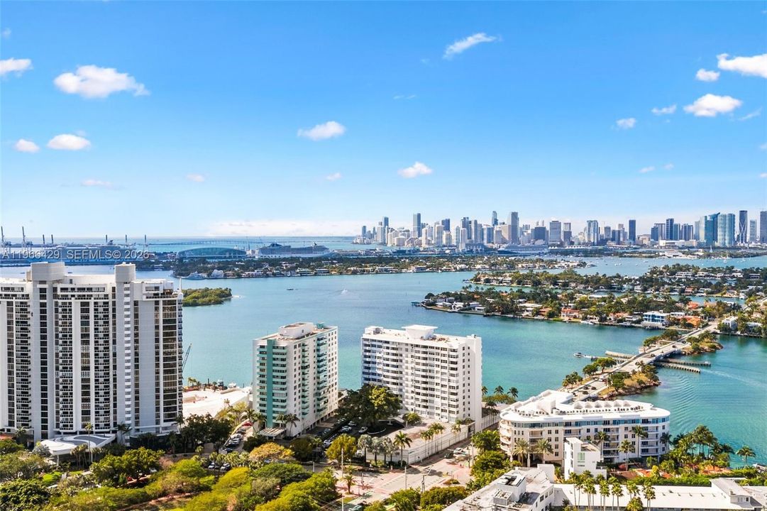 For Sale: $390,000 (0 beds, 1 baths, 544 Square Feet)