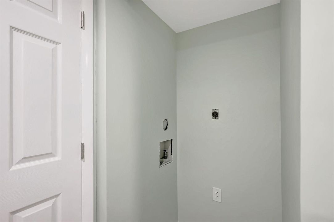 23-web-or-mls-5P1A10024