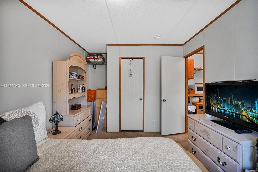 Activo con contrato: $155,000 (2 camas, 1 baños, 696 Pies cuadrados)