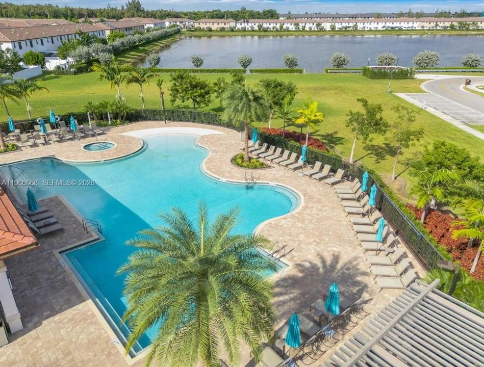 На продажу: $545,000 (3 спален, 2 ванн, 1486 Квадратных фут)