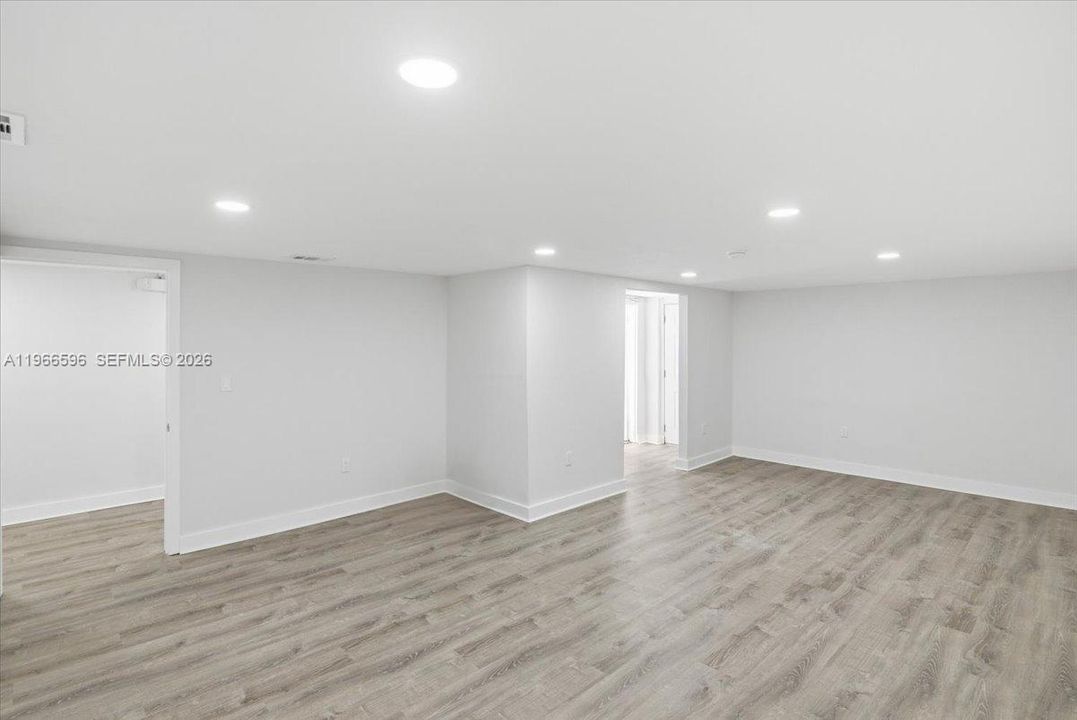 出租: $60 (0 贝兹, 0 浴室, 0 平方英尺)