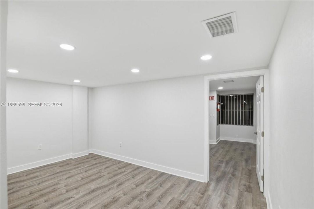 出租: $60 (0 贝兹, 0 浴室, 0 平方英尺)