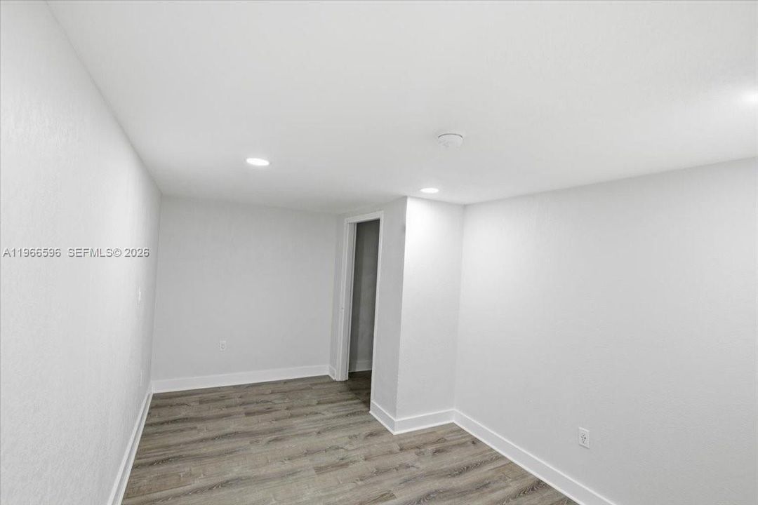 出租: $60 (0 贝兹, 0 浴室, 0 平方英尺)