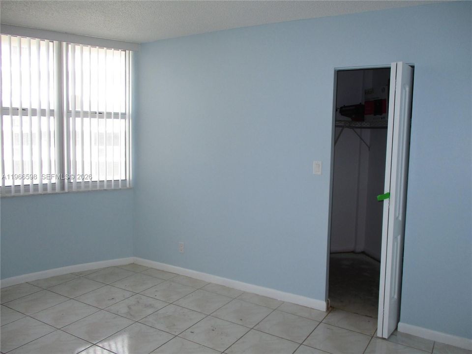 Vendido Recientemente: $149,900 (1 camas, 1 baños, 677 Pies cuadrados)